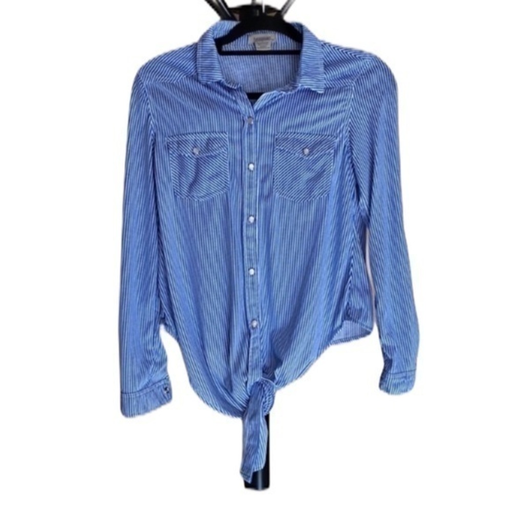 Passport small button down long sleeve shirt